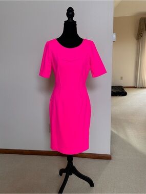 ANTONIO MELANI Neon Pink Short Sleeve Sheath Dress